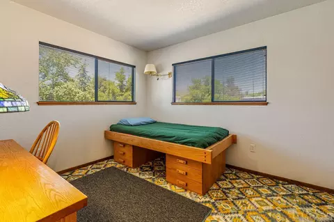 Bedroom - 24010 Del Amo Pl, Ramona, CA 92065 photo 1 of 4