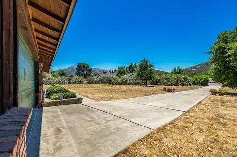 Exterior - 24010 Del Amo Pl, Ramona, CA 92065 photo 8 of 9