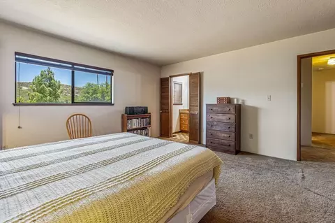 Bedroom - 24010 Del Amo Pl, Ramona, CA 92065 photo 4 of 4