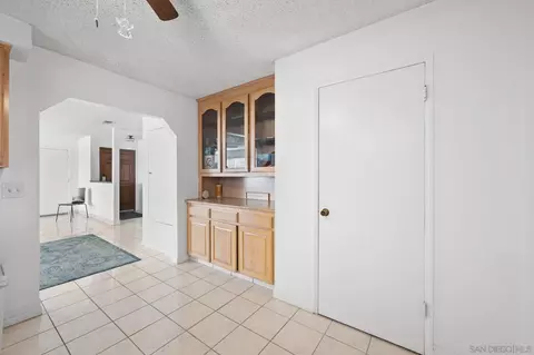 Entry Way - 1461 Olive Ave, Vista, CA 92083 photo 1 of 1