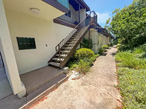 9885 Caminito Cuadro, San Diego, CA 92129