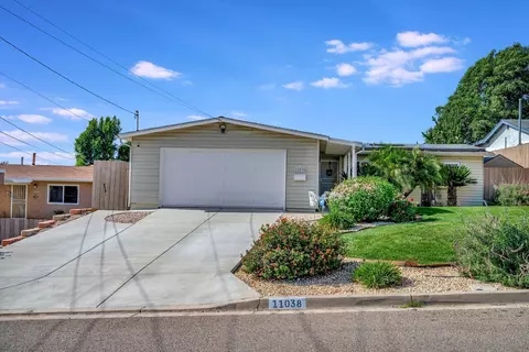 11038 Larkridge St, Santee, CA 92071 photo 4
