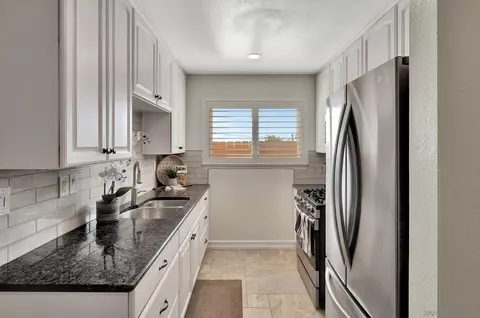 11038 Larkridge St, Santee, CA 92071 photo 15