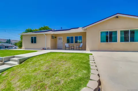 9759 Esparta Ct, Santee, CA 92071