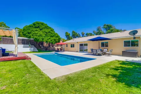 Exterior - 9759 Esparta Ct, Santee, CA 92071 photo 5 of 8