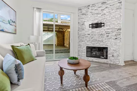 Living - 12069 Lemon Crest Dr, Lakeside, CA 92040 photo 2 of 2
