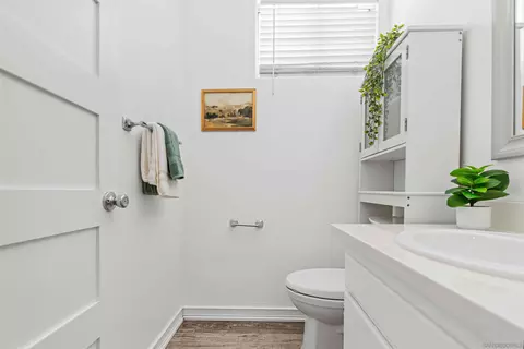 Bath - 12069 Lemon Crest Dr, Lakeside, CA 92040 photo 1 of 5