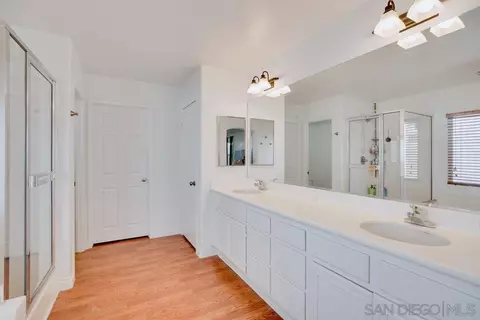 Bath - 5109 Teal Way, Oceanside, CA 92057 photo 1 of 4