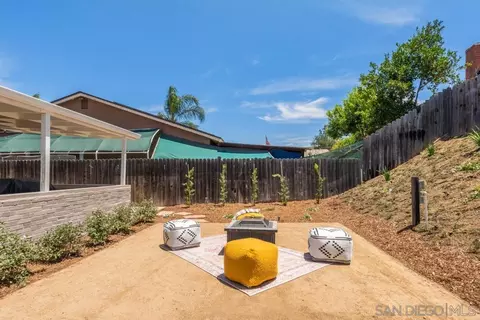 Exterior - 13625 Laguna Vis, El Cajon, CA 92021 photo 10 of 13