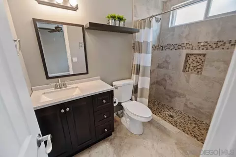 Bath - 13625 Laguna Vis, El Cajon, CA 92021 photo 2 of 6