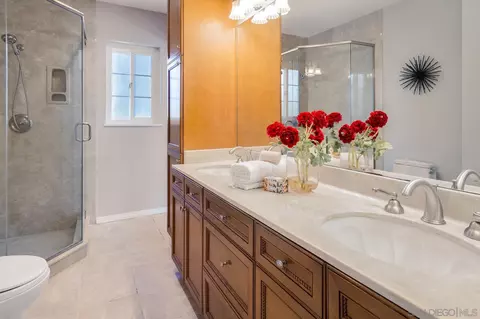 Bath - 4256 Calavo Dr, La Mesa, CA 91941 photo 1 of 2