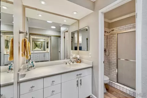 Bath - 8439 Alado Pl, El Cajon, CA 92021 photo 1 of 2