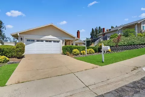 Exterior - 8439 Alado Pl, El Cajon, CA 92021 photo 2 of 5