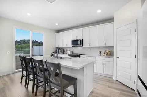 28403 Farm Creek Way, Valley Center, CA 92082