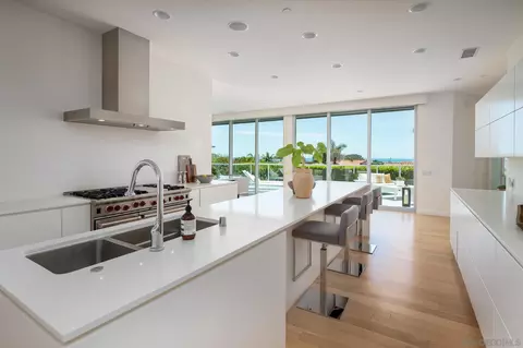 1070 Hymettus Ave, Encinitas, CA 92024 photo 7