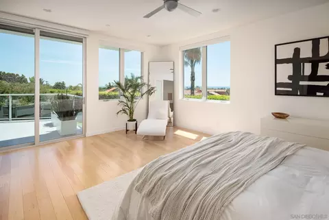 1070 Hymettus Ave, Encinitas, CA 92024 photo 12