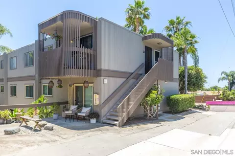 155 Rosebay Dr #28, Encinitas, CA 92024