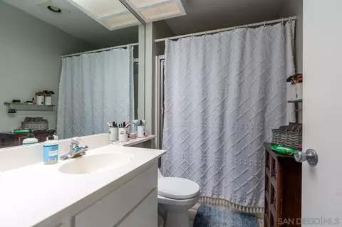 Bath - 155 Rosebay Dr #28, Encinitas, CA 92024 photo 1 of 1