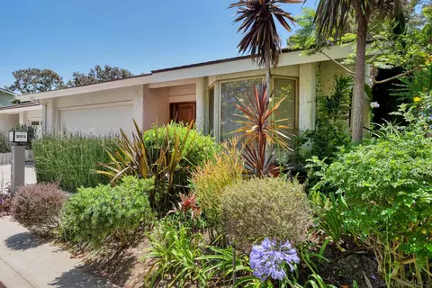 2075 Caminito Circulo Sur, La Jolla, CA 92037 photo 18