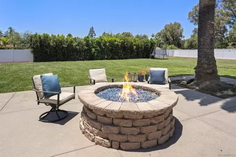 Exterior - 13367 Calle Colina, Poway, CA 92064 photo 11 of 16