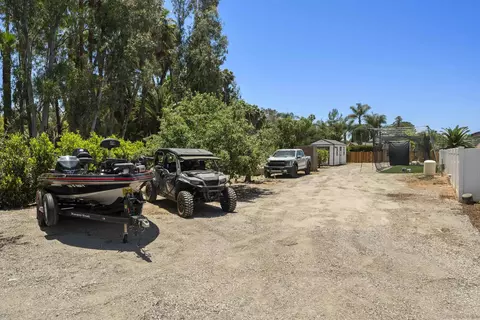 Exterior - 13367 Calle Colina, Poway, CA 92064 photo 14 of 16