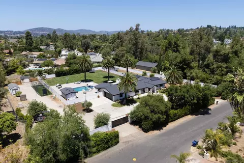 View/Area - 13367 Calle Colina, Poway, CA 92064 photo 1 of 6