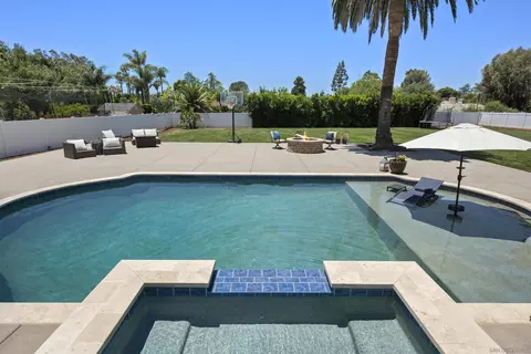 Exterior - 13367 Calle Colina, Poway, CA 92064 photo 9 of 16