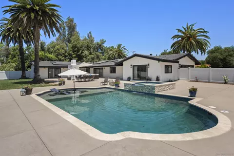 Exterior - 13367 Calle Colina, Poway, CA 92064 photo 7 of 16