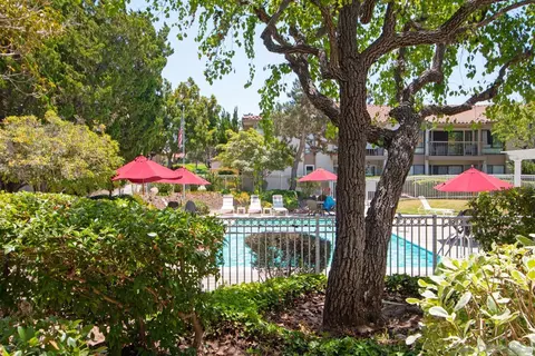 12515 Oaks North Dr #127, San Diego, CA 92128