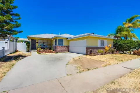 6402 50th St, San Diego, CA 92120