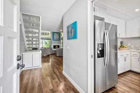 Entry Way - 17736 Valle De Lobo, Poway, CA 92064 photo 2 of 2
