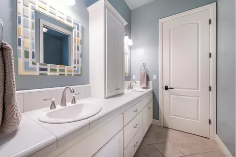 Bath - 3330 Brooke Hollow Rd, Fallbrook, CA 92028 photo 7 of 12