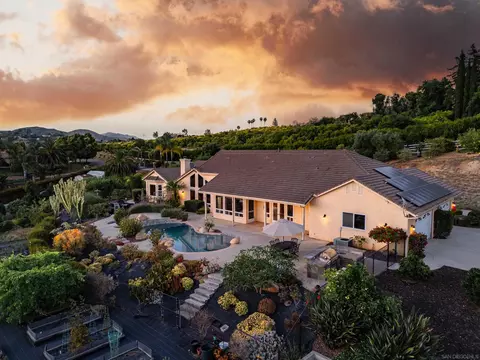 View/Area - 3330 Brooke Hollow Rd, Fallbrook, CA 92028 photo 4 of 6