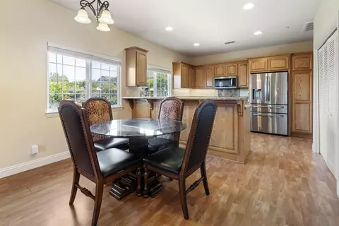 Dining - 3330 Brooke Hollow Rd, Fallbrook, CA 92028 photo 2 of 4