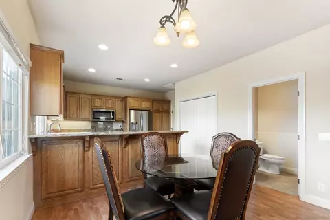Dining - 3330 Brooke Hollow Rd, Fallbrook, CA 92028 photo 3 of 4