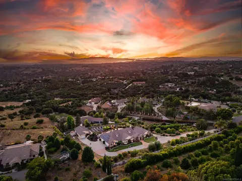 View/Area - 3330 Brooke Hollow Rd, Fallbrook, CA 92028 photo 3 of 6