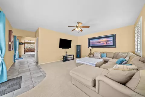 Living - 2327 Morro Rd, Fallbrook, CA 92028 photo 2 of 2