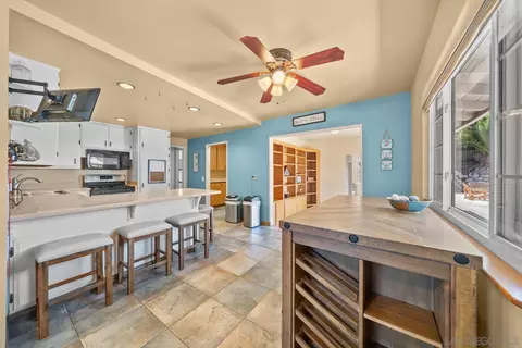 Kitchen - 2327 Morro Rd, Fallbrook, CA 92028 photo 4 of 4