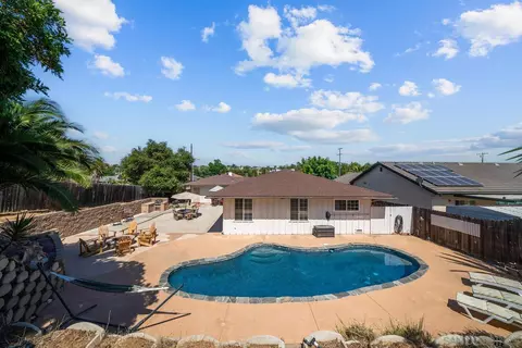 Exterior - 2327 Morro Rd, Fallbrook, CA 92028 photo 19 of 20