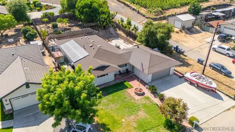 View/Area - 2327 Morro Rd, Fallbrook, CA 92028 photo 1 of 9