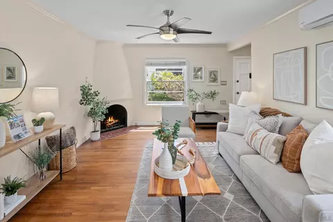 Living - 412 G Ave, Coronado, CA 92118 photo 3 of 4