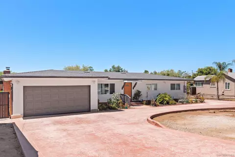 643 Mcdonald Ln, Escondido, CA 92025 photo 5