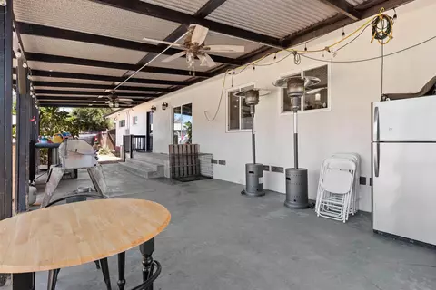 643 Mcdonald Ln, Escondido, CA 92025 photo 8