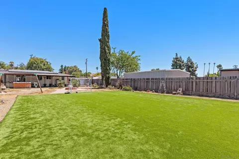 643 Mcdonald Ln, Escondido, CA 92025 photo 13