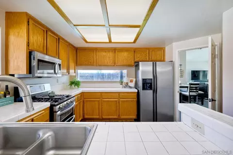 Kitchen - 10233 Julio Pl, Santee, CA 92071 photo 3 of 5