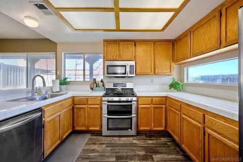 Kitchen - 10233 Julio Pl, Santee, CA 92071 photo 5 of 5