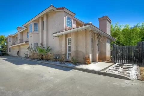 404 W Lincoln Ave #2, Escondido, CA 92026