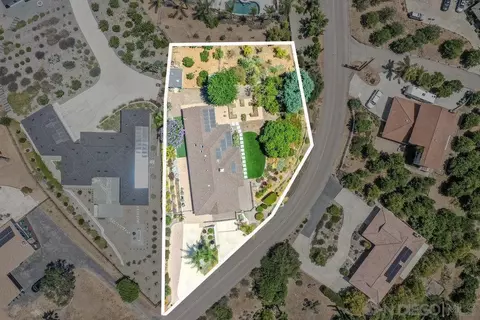 View/Area - 3324 Ryan Dr, Escondido, CA 92025 photo 2 of 4