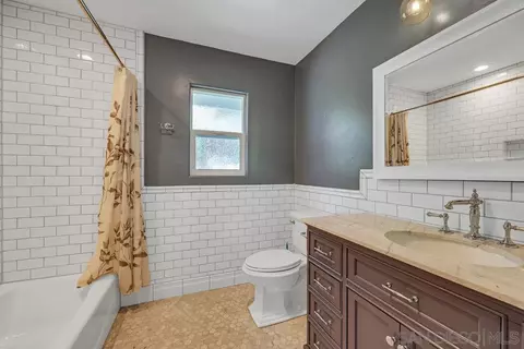 Bath - 3324 Ryan Dr, Escondido, CA 92025 photo 2 of 2