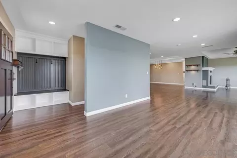 Living - 3324 Ryan Dr, Escondido, CA 92025 photo 5 of 10
